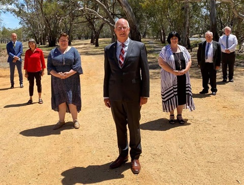 2020_Councillors-group-photo.jpg