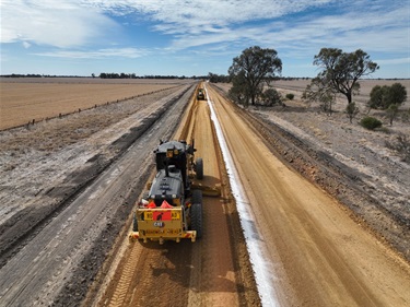2025/04/11 - Southern Works - Banyena-Pimpinio Road