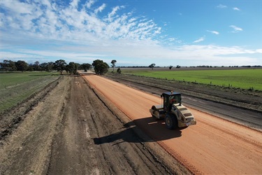 Minyip - Banyena Road Roller